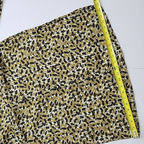 Topshop Long Sleeve Button Up Blouse Abstract  Animal Print Mustard Black US 10 - Picture 13 of 15